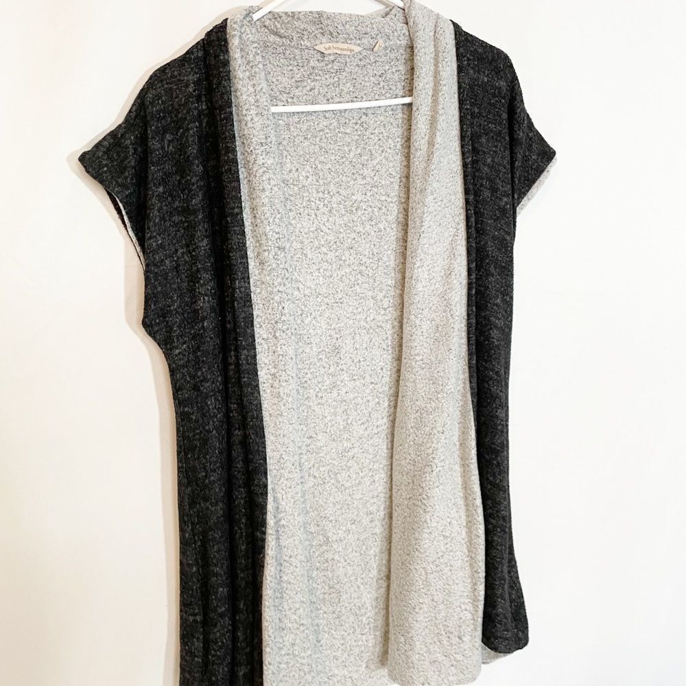 🟢Soft Surroundings Cozy Cabin Vest Gray Black Short Sleeve S/M - Picture 7 of 9